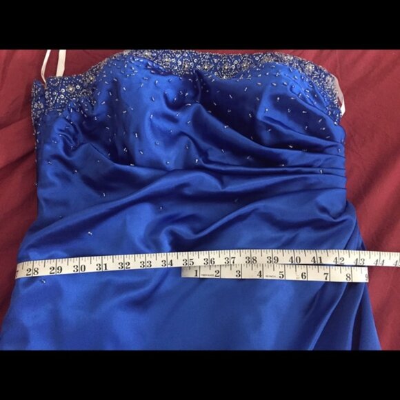 Prom dress - Picture 5 of 5